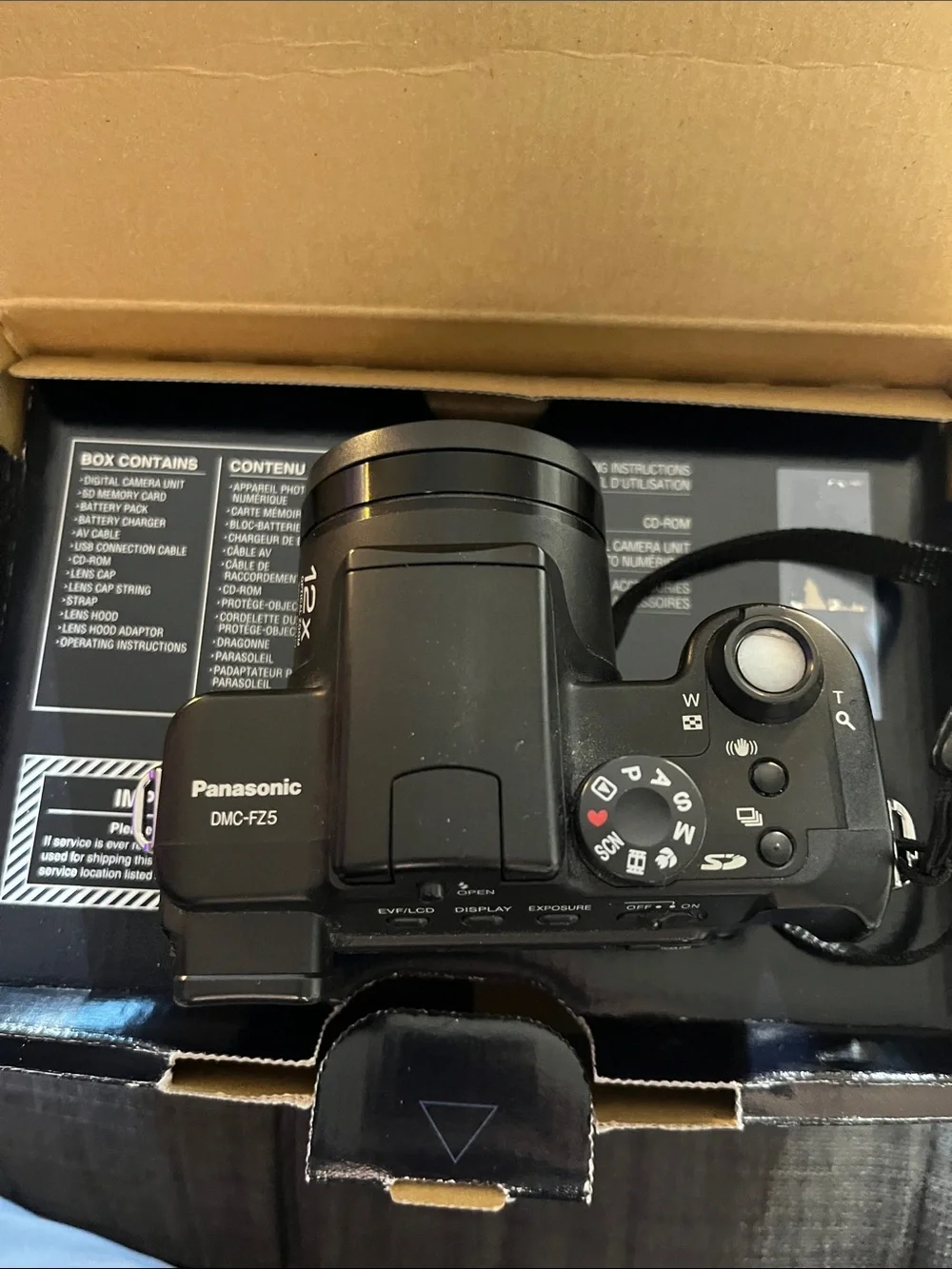 Vintage Panasonic Lumix DMC-LUMIX FZ5 Digital Camera